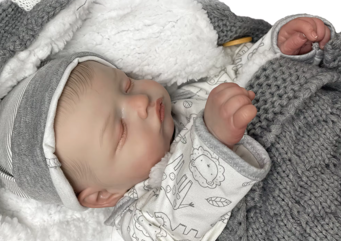 Aurelia – 18-Inch Lifelike Reborn Baby Doll