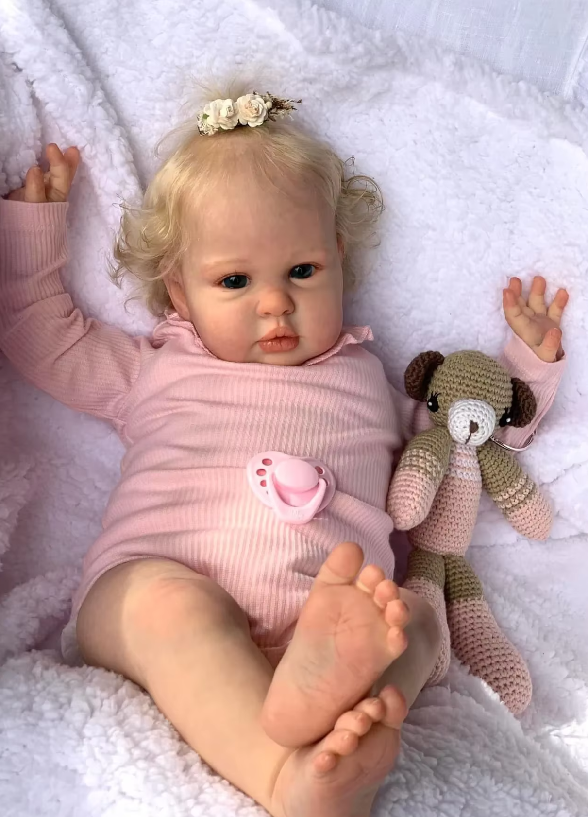 Ellie: 24-Inch Lifelike Reborn Baby Girl Doll with Hand-Rooted Hair – Your Perfect Cuddly Companion