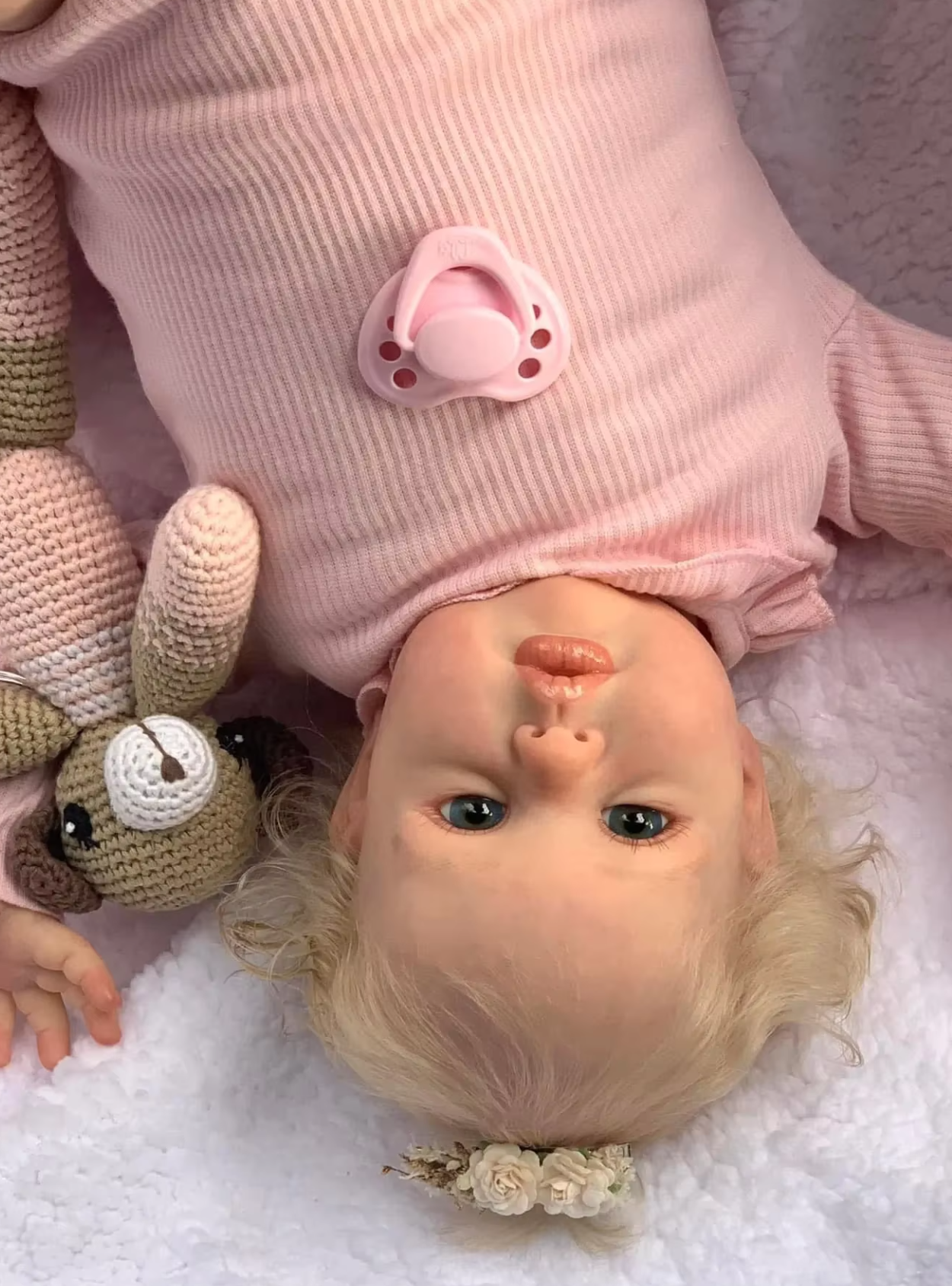Ellie: 24-Inch Lifelike Reborn Baby Girl Doll with Hand-Rooted Hair – Your Perfect Cuddly Companion