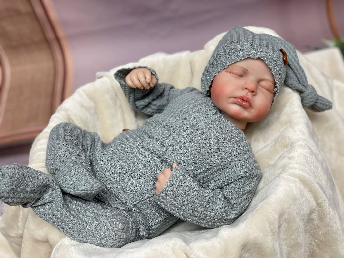 Harper & Hayden: Limited Edition 19-Inch Twin Reborn Dolls with Exquisite Hand-Painted Details