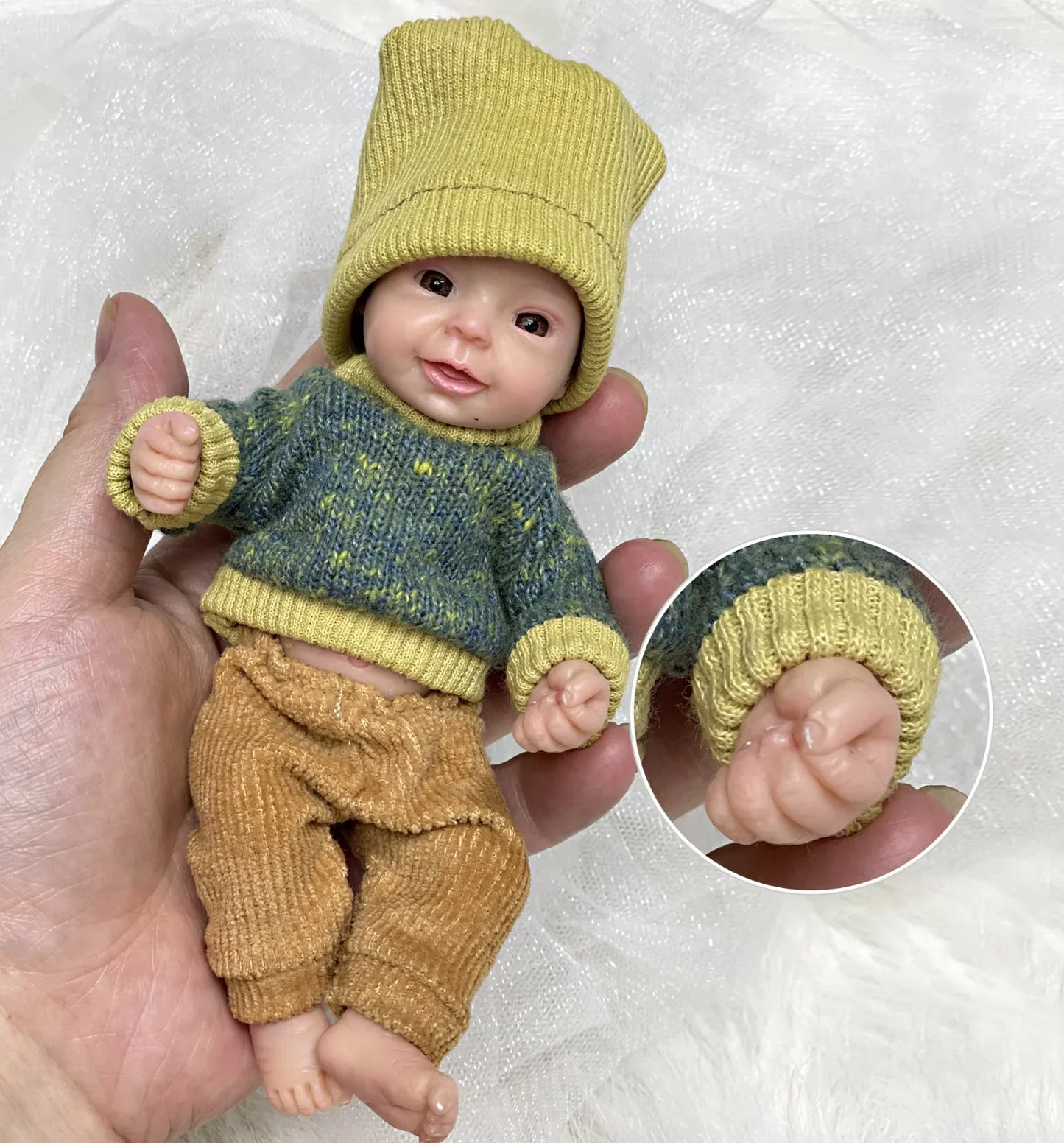 Mini Palm-Sized Newborn Baby Doll